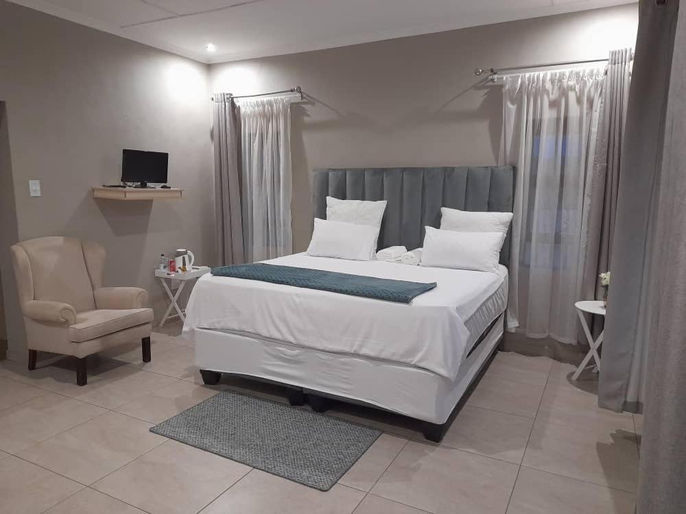 Elegant Guest House Matsapha エクステリア 写真